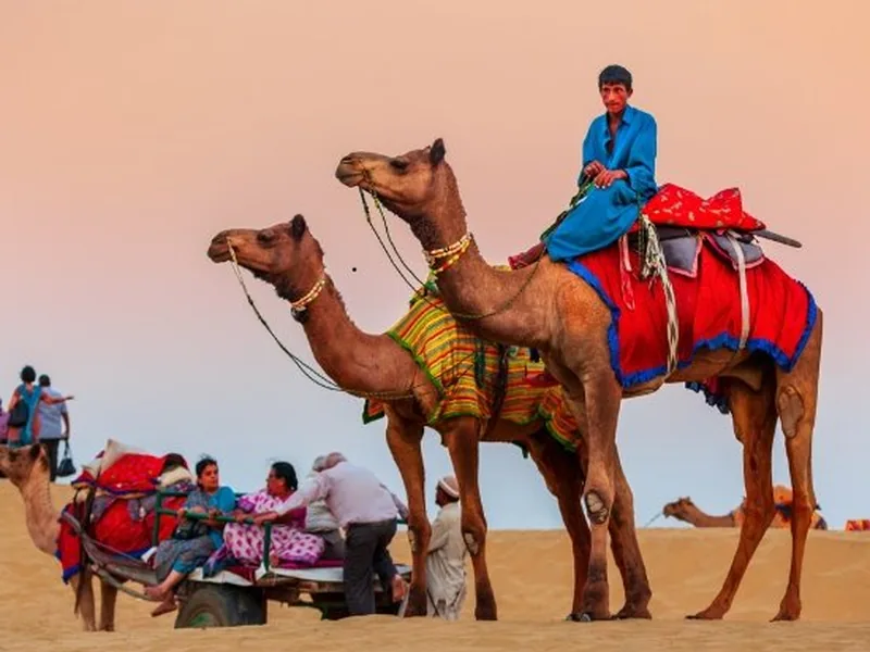 Jeep safari on the Sam sand dunes near Jaisalmer